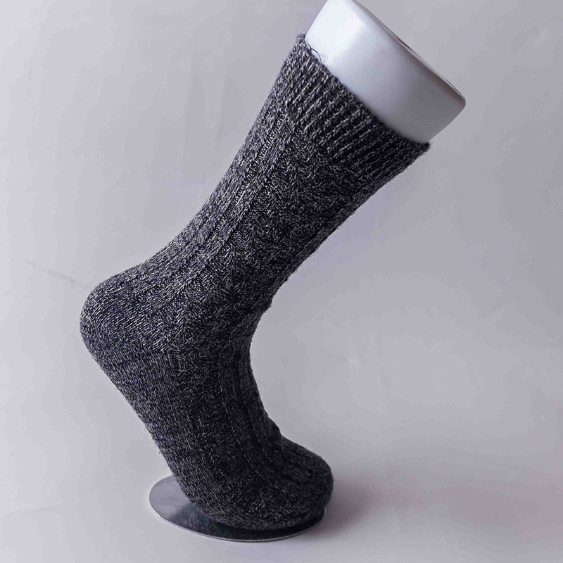 Retro Autumn Winter Cotton Men Socks Wholesale Autumn Winter Thick Line Wool Socks Male Socks